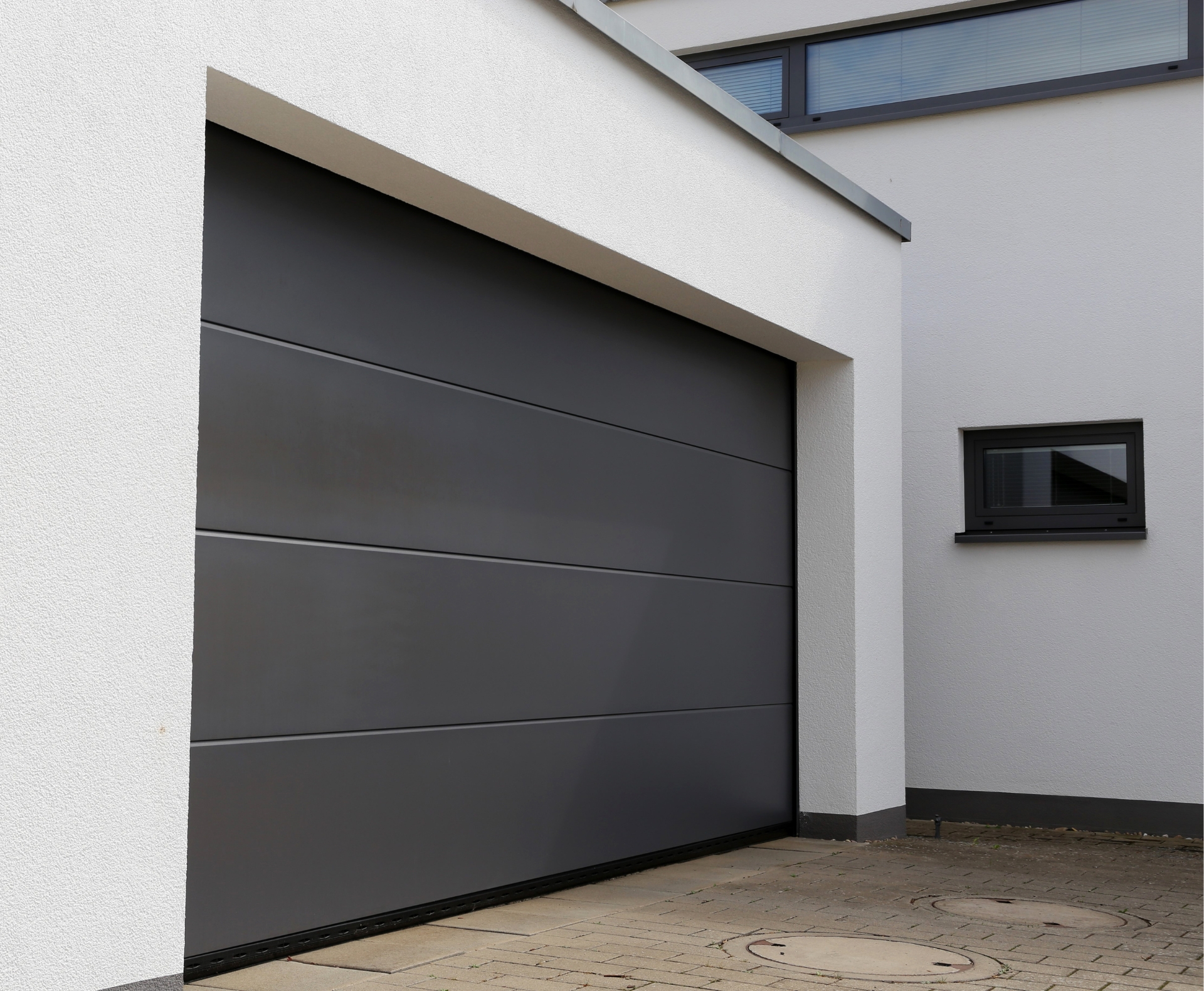 New Garage Door Laval